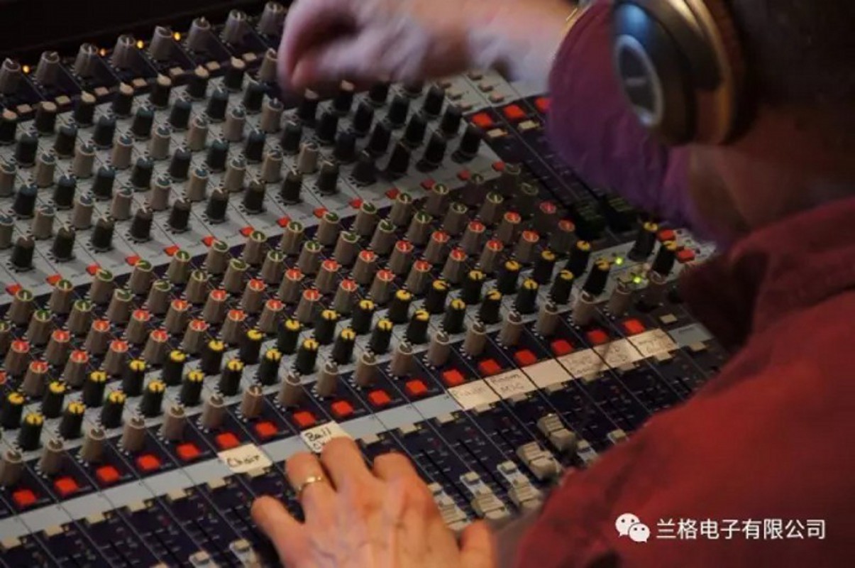 1563433373628036.jpg 1554878635954765.jpg